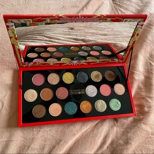 Pat McGrath Celestial Odyssey MTHRSHP MEGA Eyeshadow Palette